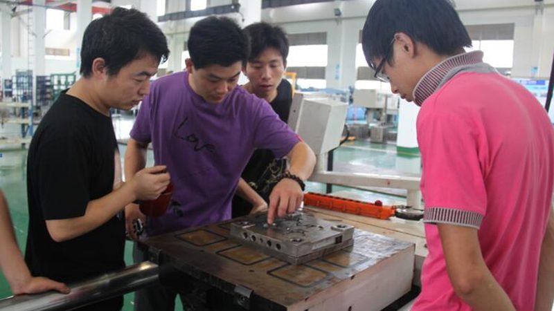 模具制造：揭秘上海模具厂品牌对比背后的关键要素**